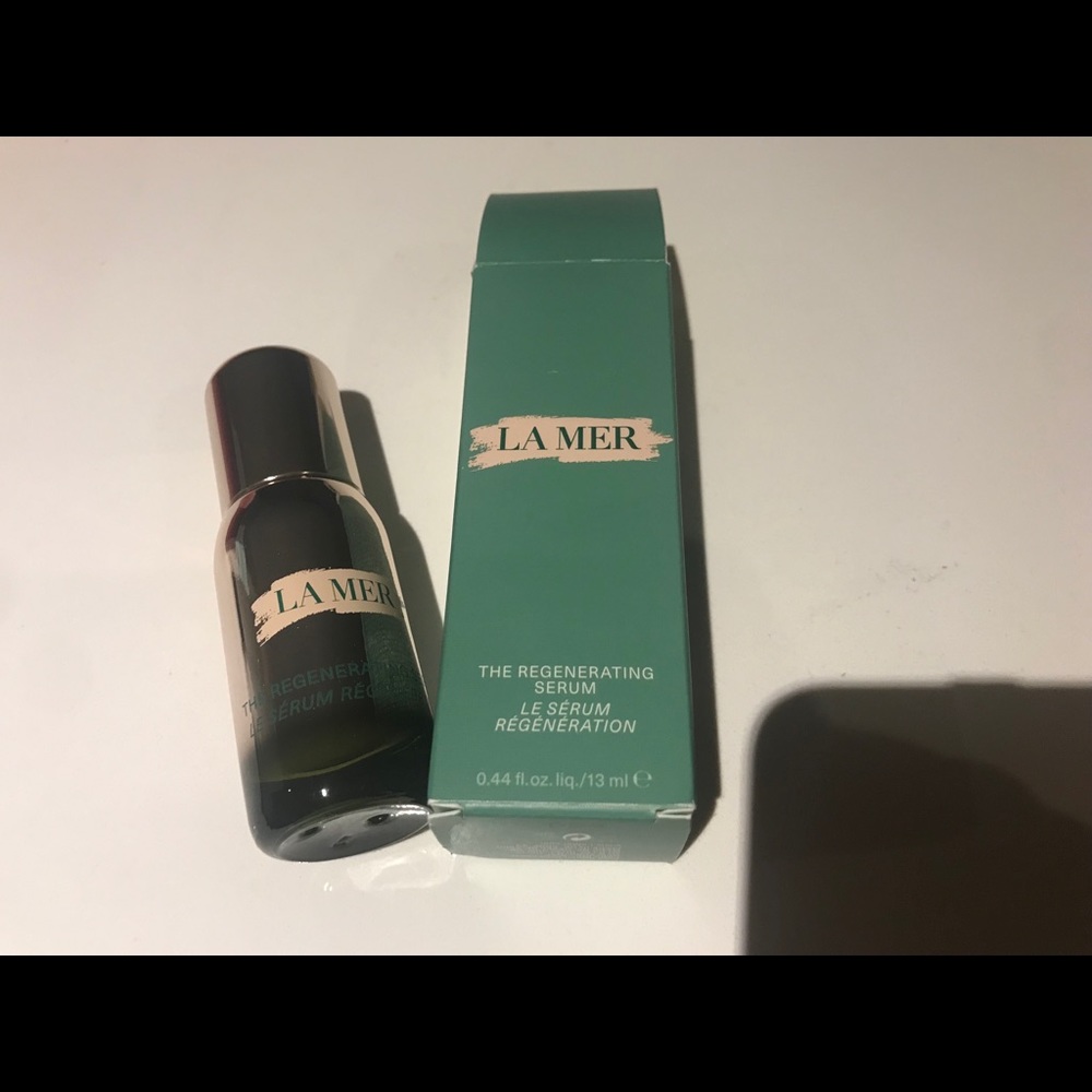 New La mer The Regenerating Serum 0.44oz/13ml